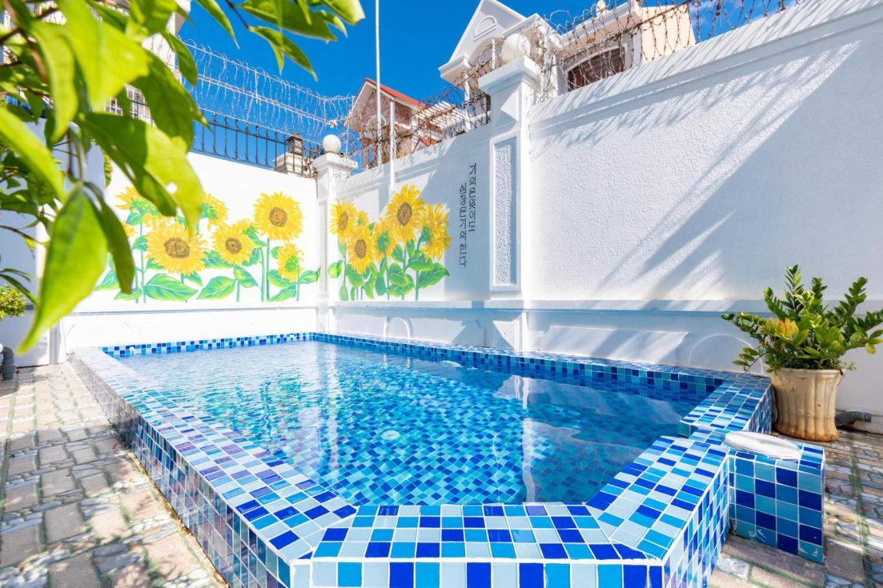 Palm Villa 3 - 5Bedrooms In Center Vungtau Vung Tau Exterior photo